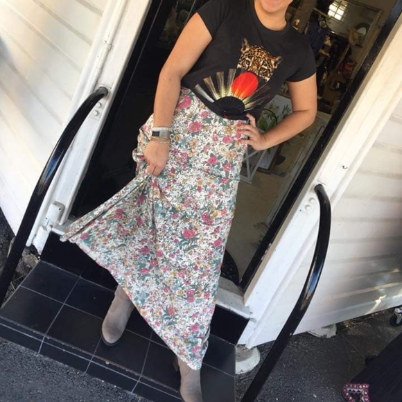 AUGUSTE THE LABEL Spring Rose Wylde Floral High Waisted Maxi Skirt - Picture 9 of 16